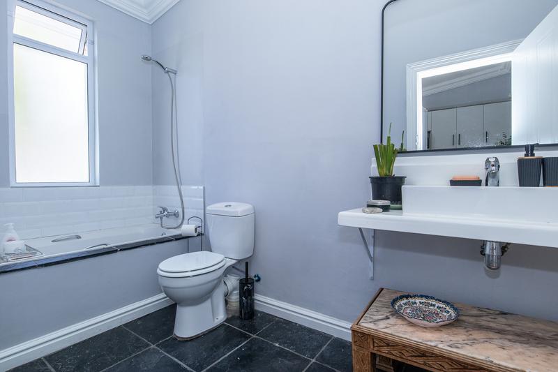 2 Bedroom Property for Sale in Plumstead Western Cape